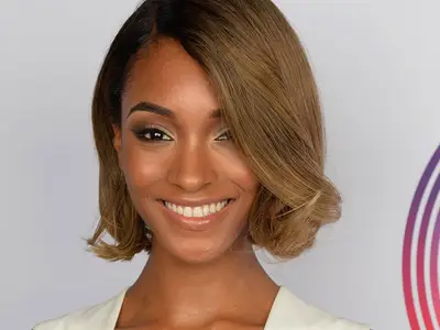 Jourdan Dunn’s highlighter is on point and has her looking positively angelic.