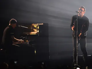 mgid:file:gsp:scenic:/international/mtvema/2014/images/galleries/2014-ema-performers/Bono-TheEdge--458717478.jpg