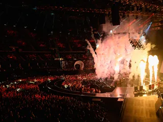 mgid:file:gsp:scenic:/international/mtvema/2014/images/galleries/2014-ema-hightlights/Slash-MylesKennedy-SimonNeil--458711474.jpg