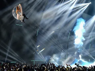 mgid:file:gsp:scenic:/international/mtvema/2014/images/galleries/2014-ema-performers/ArianaGrande-458704992-4x3.jpg