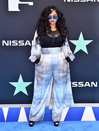 H.E.R. - (Photo: Aaron J. Thornton/Getty Images for BET)&nbsp;