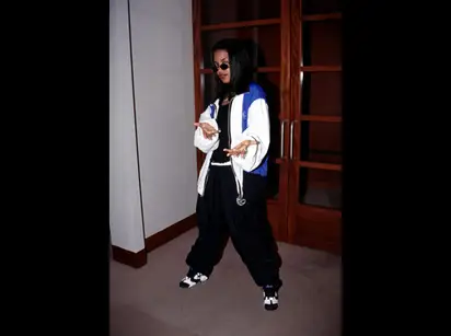Aaliyah's Style - - Image 11 from Remembering Aaliyah: A Look Back At The  Singer's Iconic Style!