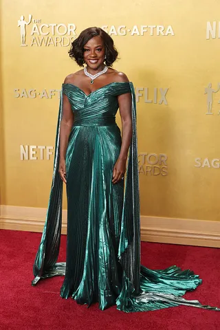 Viola Davis attends the 32nd Annual Actor Awards.jpg