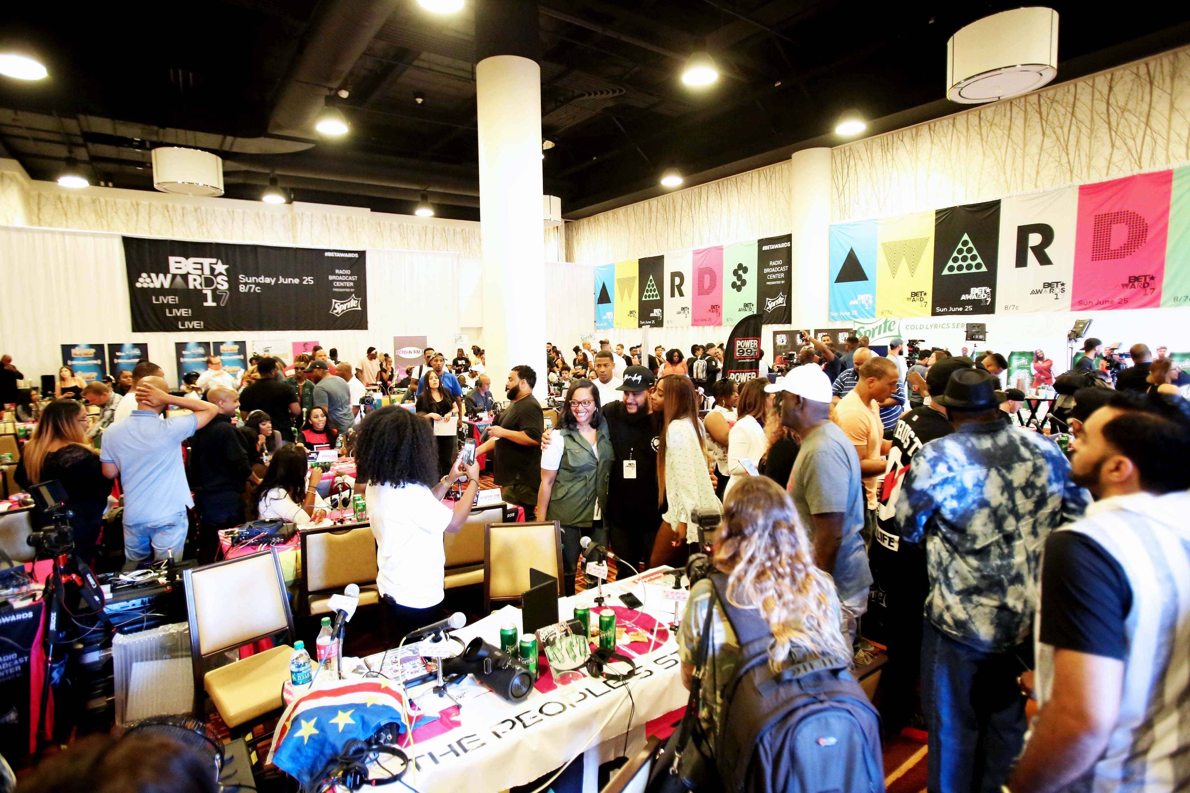 The Room Fills Up - Image 25 from Get an Exclusive Look Inside the ...