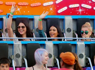 Girls Just Wanna Have Fun - Kim Kardashian&nbsp;rides a roller coaster with little sister&nbsp;Kendall Jenner and friend Hailey Baldwin at an amusement park in the Hamptons.&nbsp; (Photo: Andrew Rocke / Splash News)&nbsp;