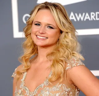 Miranda Lambert (@Miranda_Lambert) - TWEET: &quot;How dang long did they give Nicki Minaj to do whatever that was? Strange. And Chris Brown twice? I don't get it. He beat on a girl…&quot; Country singer Miranda Lambert questions whether or not Chris Brown was deserving of his Grammy Award. (Photo: Jason Merritt/Getty Images)