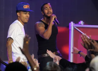Bow Wow and Omarion Face Off - Rap and R&amp;B have been happily married for years, and Bow Wow and Omarion kept this tradition going on 106 &amp; Park with the release of their joint album Face Off.&nbsp;(Photo: John Ricard / BET)