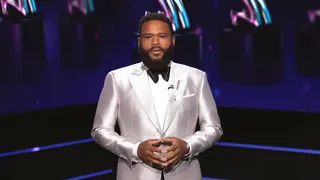 /content/dam/betcom/images/2021/03/NAACP-Image-Awards/032721-shows-NAACP-Image-Awards-Anthony-Anderson-02.jpg