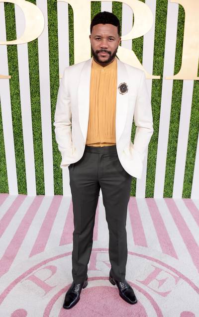 Changing the Game - Actor Hosea Chanchez from BET's The Game, shows off his full bearded look and fresh threads as he walks the carpet for the 2015 BET Awards Debra Lee Pre-Dinner. (Photo: Jason Kempin/BET/Getty Images for BET)