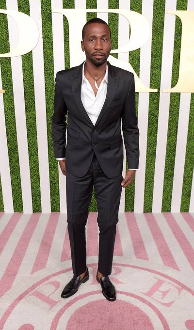 #BlackMenInSuits - Actor Leon makes looking fresh look easy as he walks the carpet. (Photo: Jason Kempin/BET/Getty Images for BET)