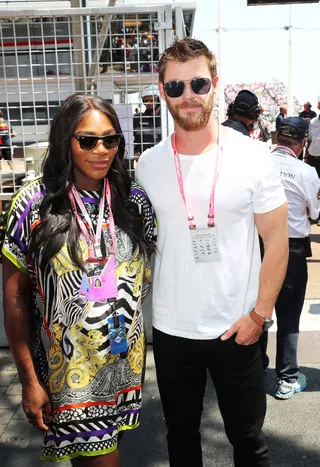 Chris Hemsworth and Serena Williams - Chris Hemsworth and a pregnant Serena Williams&nbsp;posed for a picture together&nbsp;at the 75th Monaco Formula 1 Grand Prix.(Photo:&nbsp;PacificCoastNews)