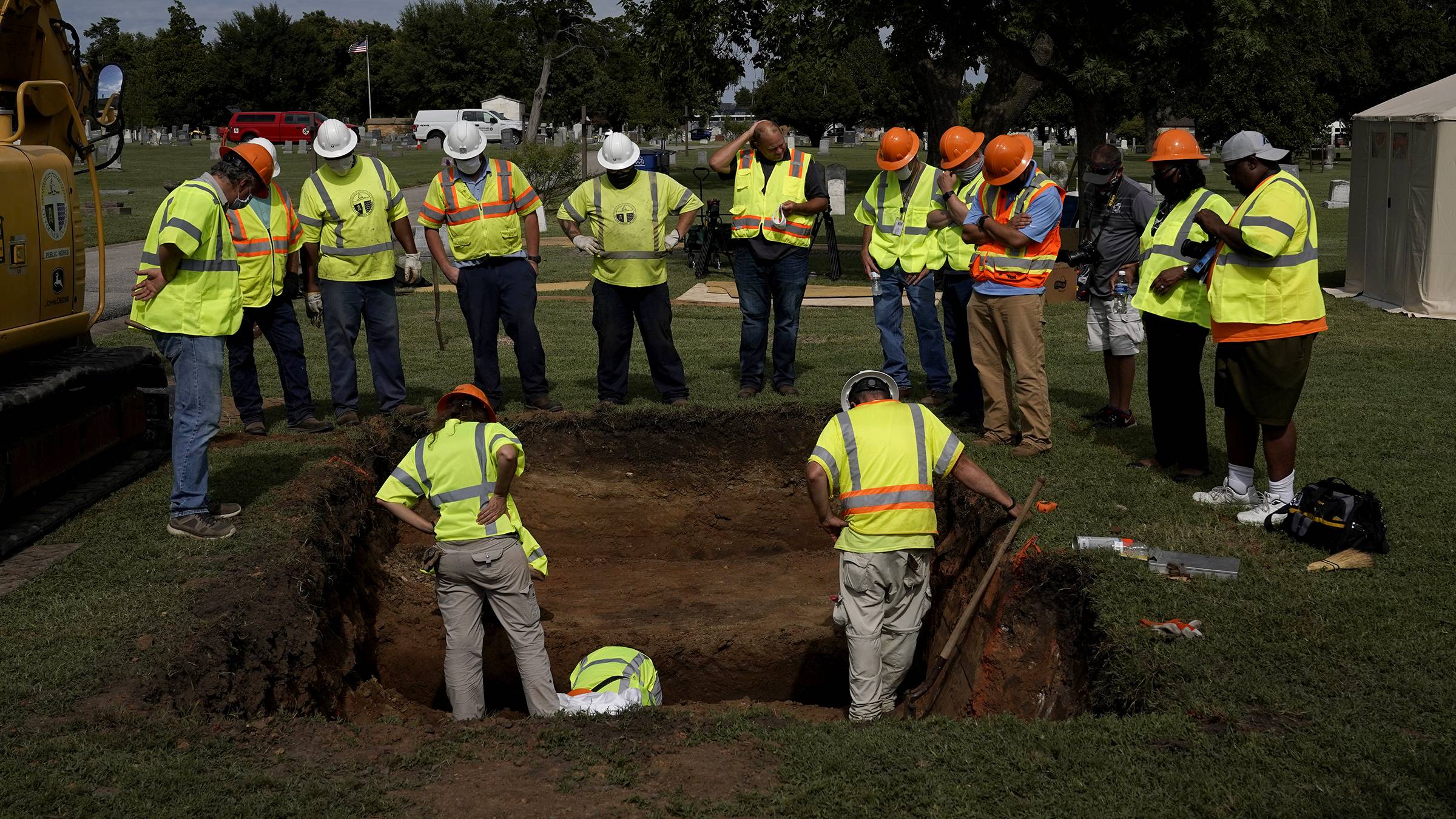 Descendants Of Tulsa Massacre Victims Can Provide DNA In Hopes Of Identifying Remains - Vimarsana News