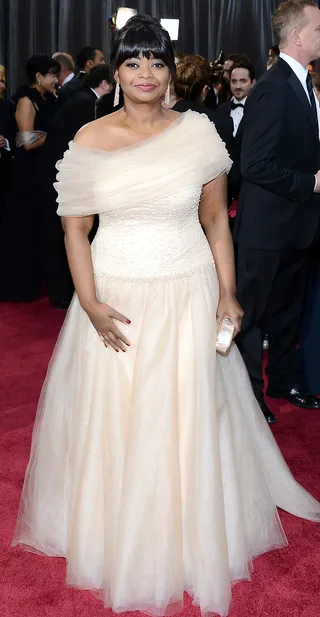 Octavia Spencer - Last year she won Best Supporting Actress and rocked a Tadashi Shoji gown and Octavia Spencer went with Shoji again this year. Last night's gown was all about loads of tulle and a little off-the-shoulder action.(Photo: Michael Buckner/Getty Images)