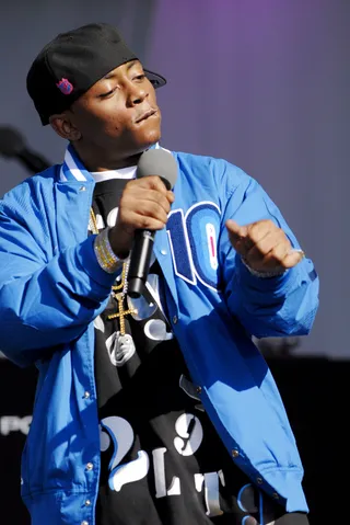 Return of the Kid - Hip Hop Awards 2007 - Rapper Cassidy makes himself comfortable on the stage at the 2007 Hip Hop Awards a year after running into legal trouble. The audience gave him a warm welcome. (Photo: Frank Mullen/WireImage)
