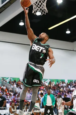 The Flawless Finger Roll. #Finesse - (Photo: Leon Bennett/Getty Images for BET)