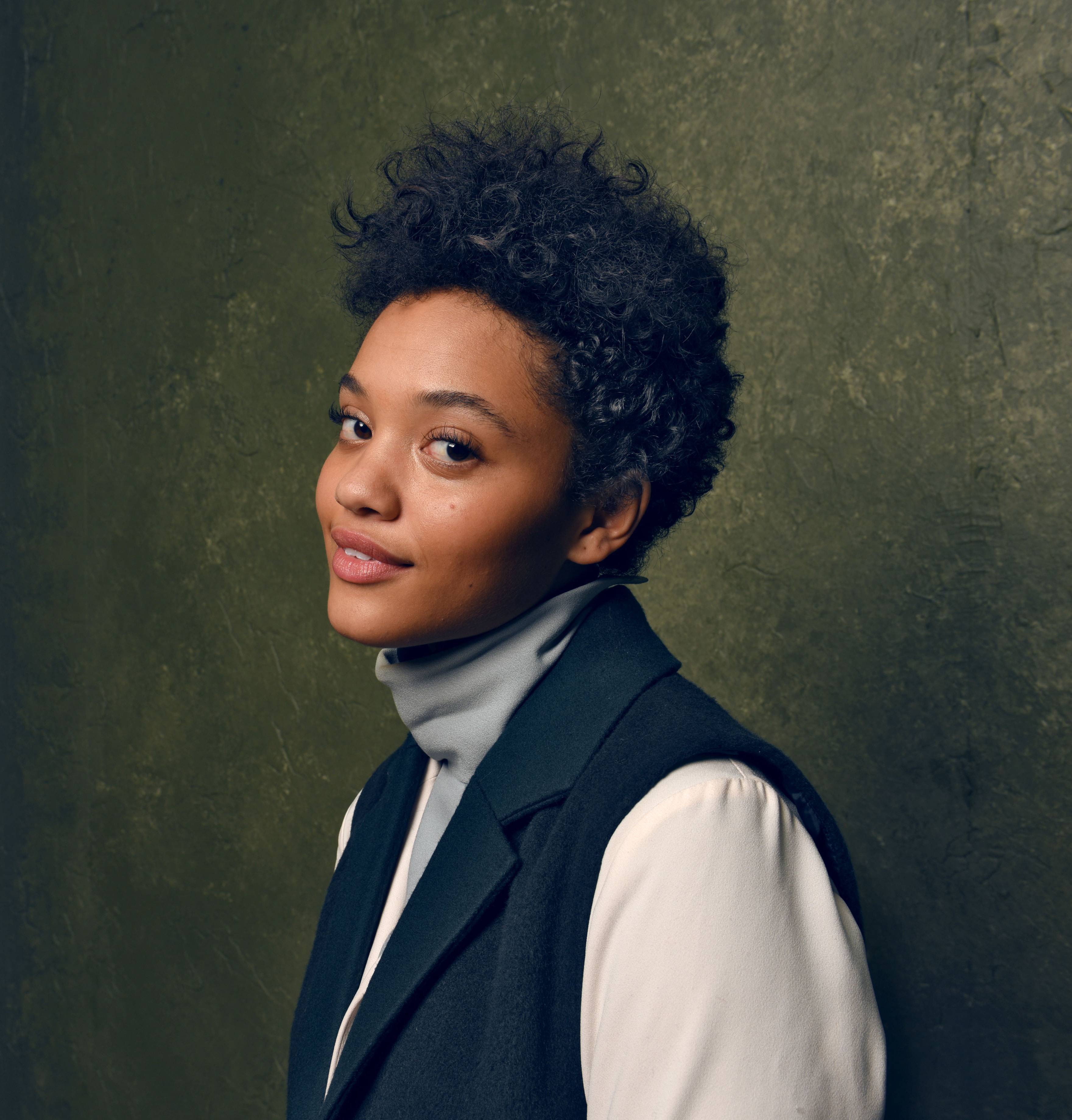 #TeamNatural - Kiersey Clemons is a poppin' naturalista, but she changes up her style from time to time. (Photo: Larry Busacca/Getty Images)