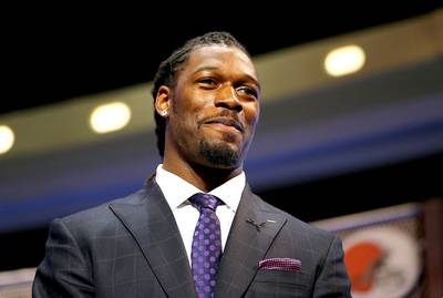 Jadeveon Clowney - Song: &quot;The Man&quot; – Aloe BlaccWhen you're the No. 1 pick (Houston Texans) you have a free pass to ego trip, so Jadeveon Clowney went with the aptly-titled Aloe Blacc hit.(Photo: Elsa/Getty Images)