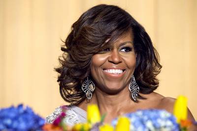 /content/dam/betcom/images/2014/05/Video/050514-Video-Correspondents-Dinner-2014-Michelle-Obama-Table.jpg