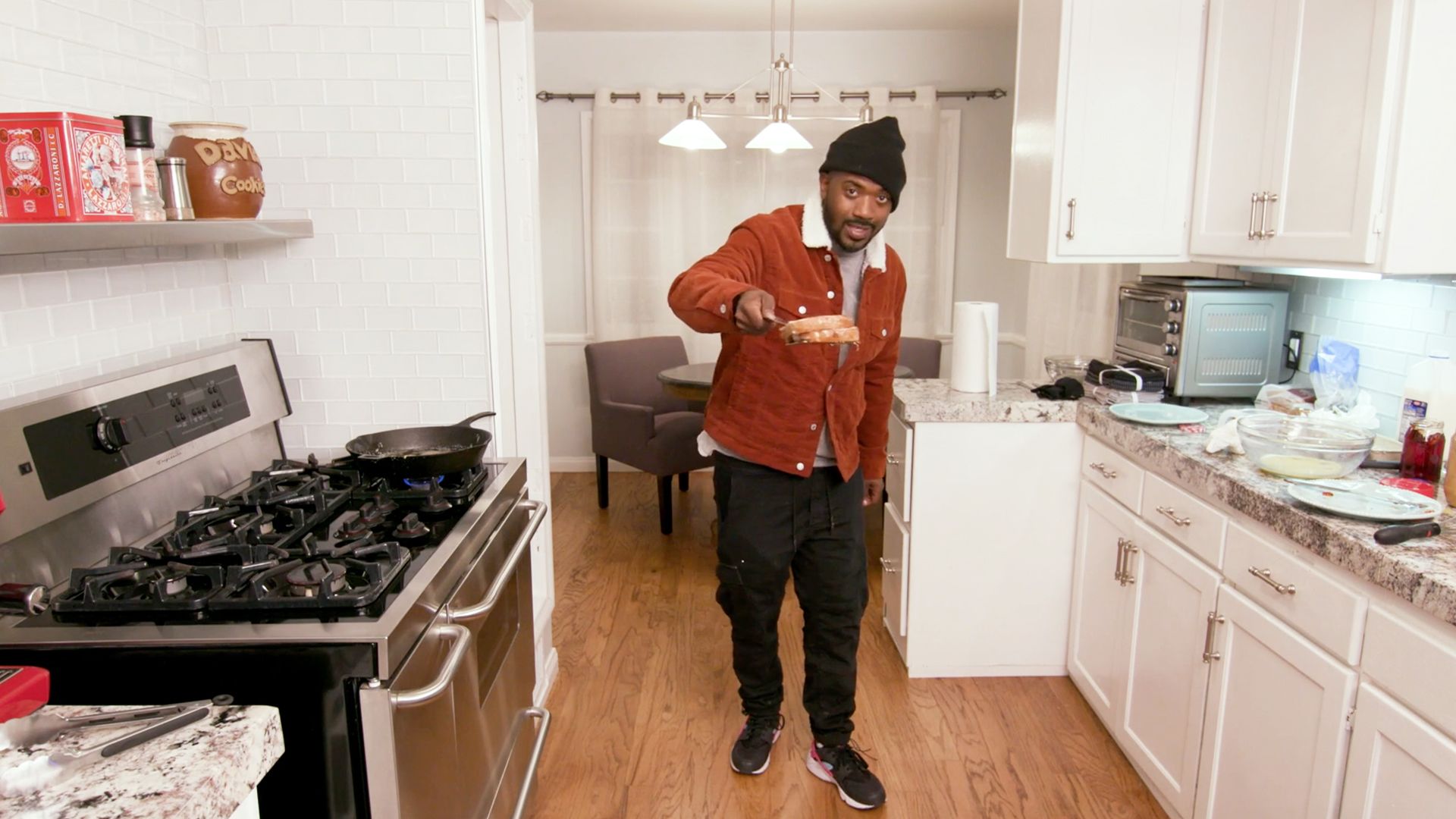 Cooked in 5 - Season 2, Ep. 1 - Ray J Shares His Gourmet French Toast ...