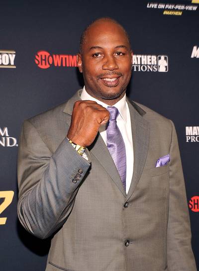 Lennox Lewis - @LennoxLewis: &quot;Funny how ppl are quick 2split hairs be it. chokehold or arm triangle, Eric Garner is still dead and it didn't have 2happen. #EricGarner.&quot;&nbsp;(Photo: David Becker/Getty Images for SHOWTIME SPORTS)