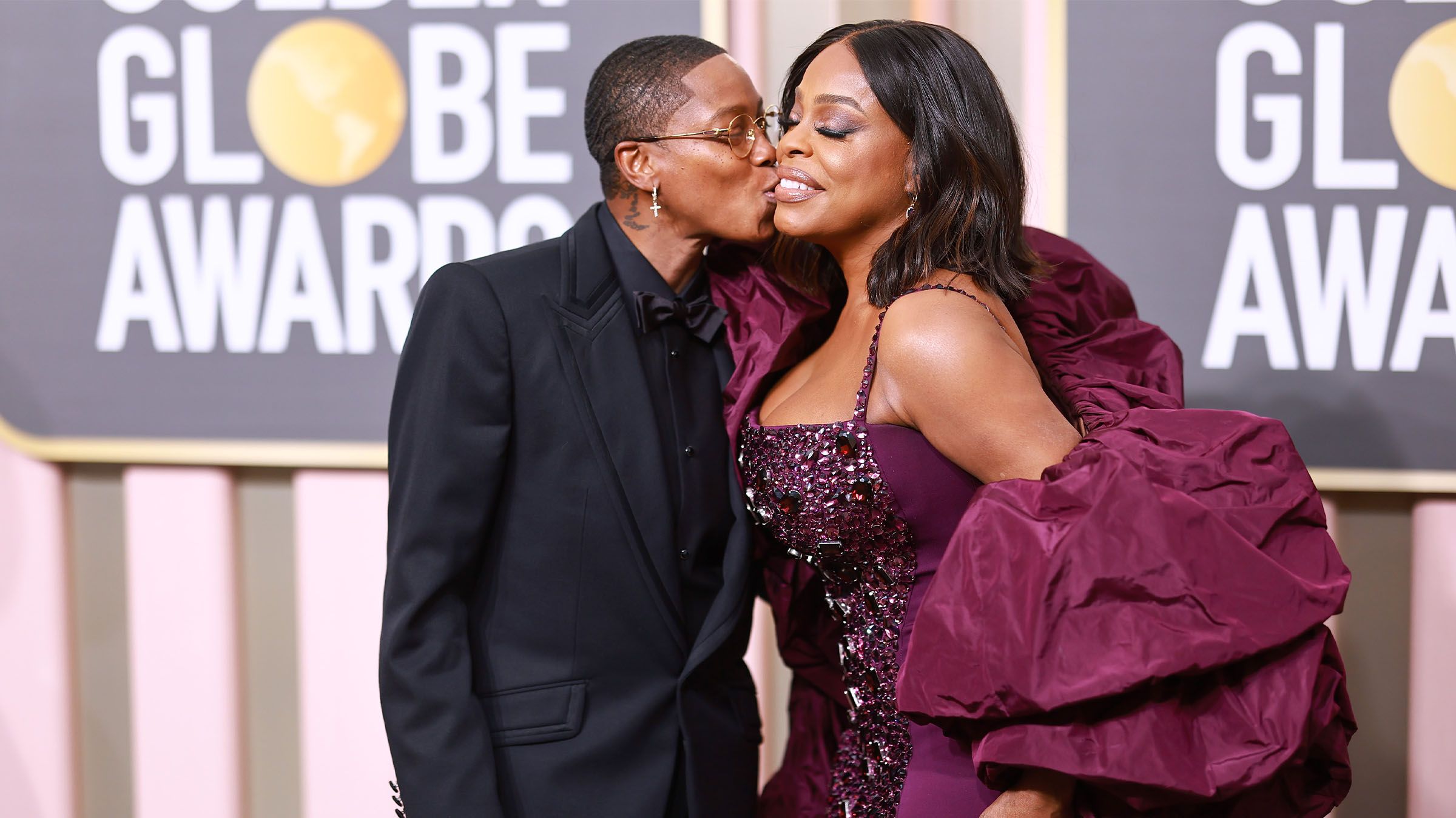 Niecy Nash Surprises Wife Jessica Betts With A Porsche And Birthday Getaway - Vimarsana News