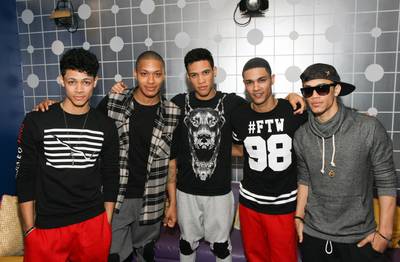B5 Are Back! - The boys, ahem ... young men from B5 (Patrick, Carnell, Bryan, Dustin, and Kelly Breeding) take a pic backstage at 106.&nbsp;(Photo: Bennett Raglin/BET/Getty Images for BET)