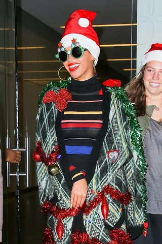 Beyonce christmas sweater sale