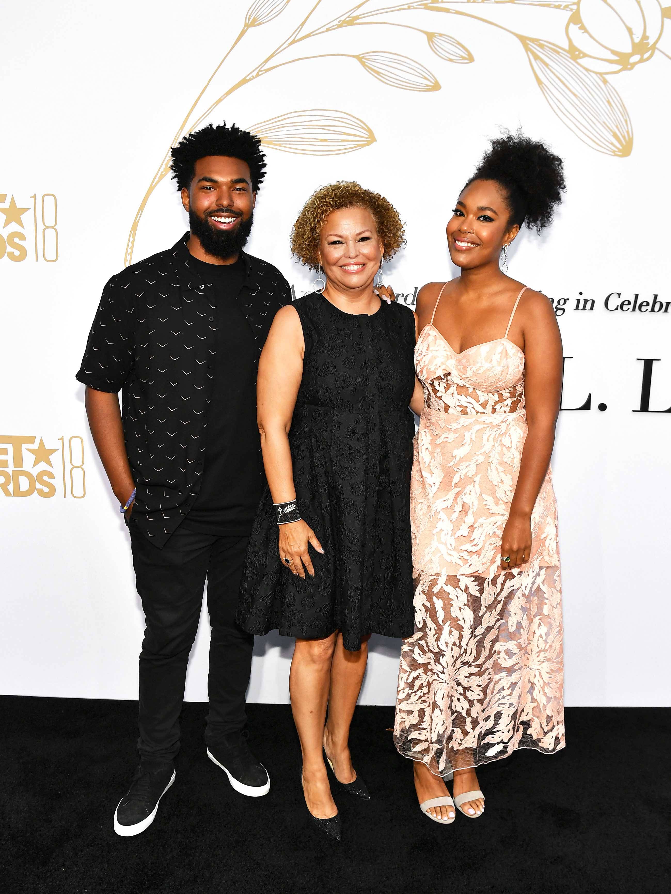 Hey, Mama! Debra Lee - Image 7 from Inside the 2018 Debra Lee Pre