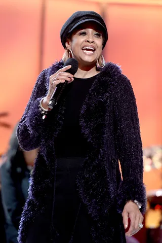 Dorinda Clark-Cole - Dorinda Clark-Cole sharpens her performance during rehearsal. &nbsp;(Photo: Kevin Winter/Getty Images for BET)