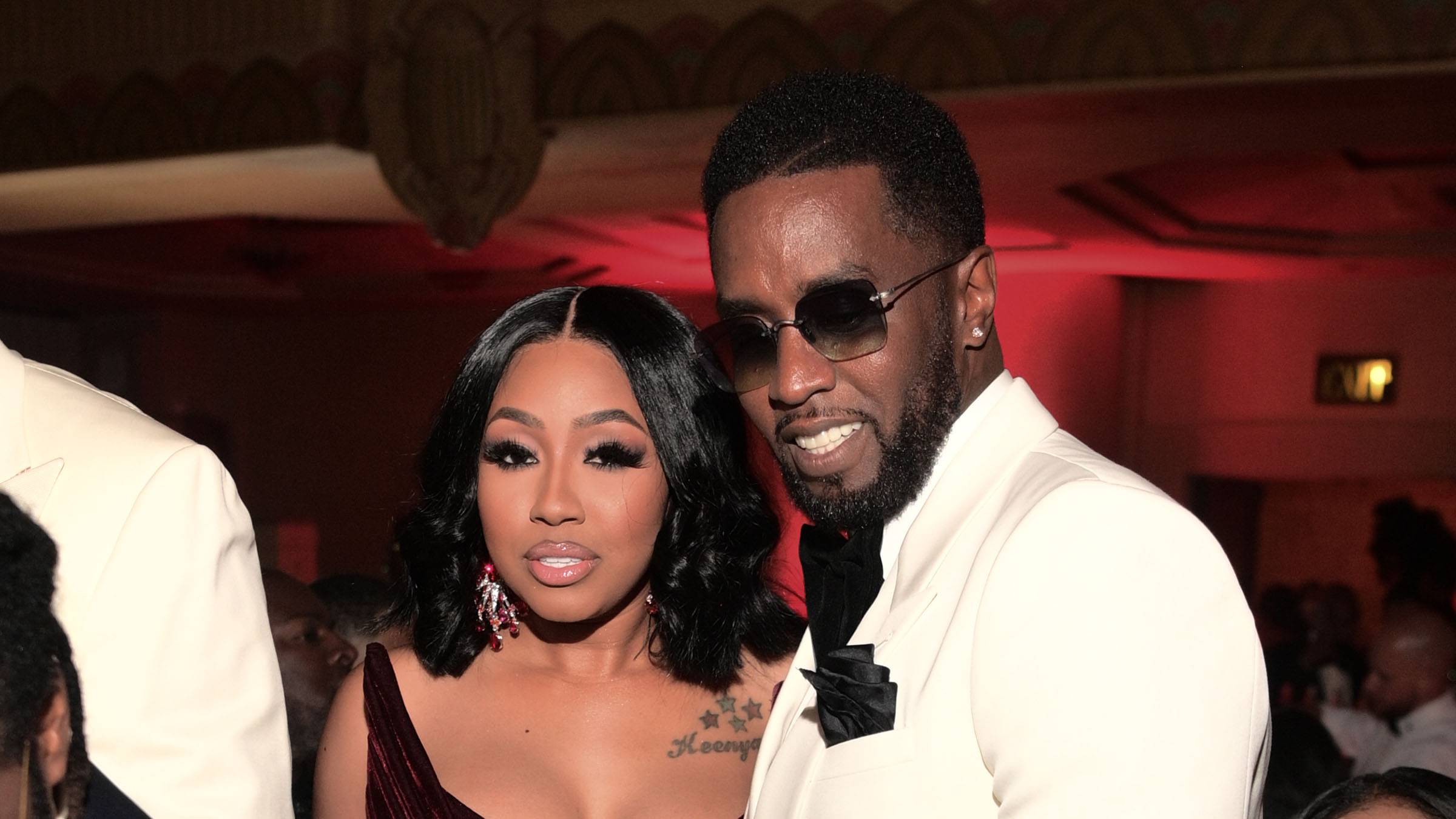 Diddy Gives Yung Miami Her Flowers At A Recent City Girls' Concert! - Vimarsana News
