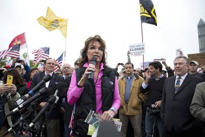 /content/dam/betcom/images/2013/10/National-10-15-10-31/101813-national-the-republican-party-is-done-tea-party-sarah-palin-racism.jpg