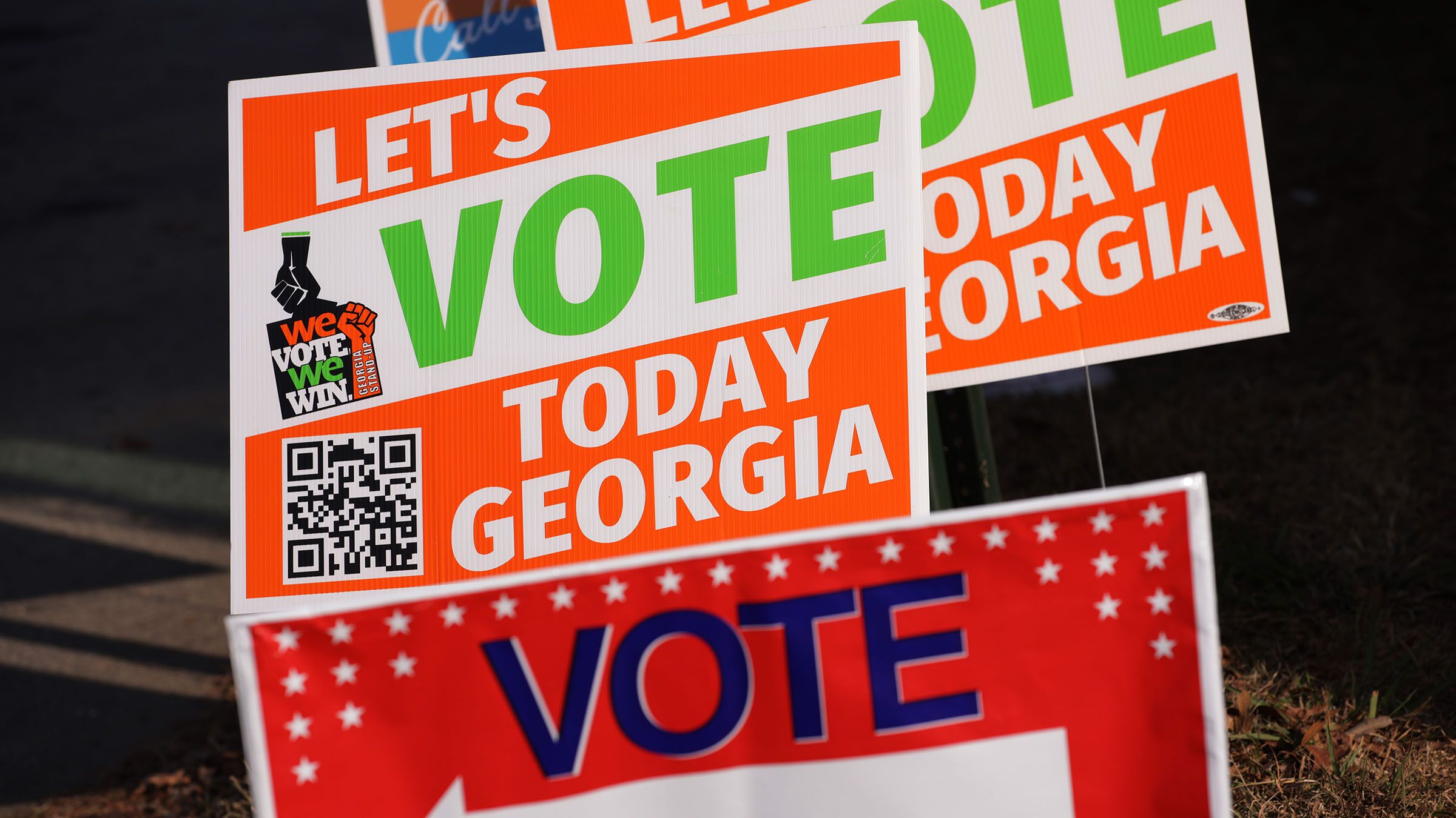 Georgia Sets Single Day Early Voting Record For Upcoming Senate Runoff ...