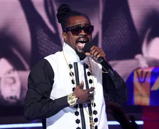 Wailing - Beenie Man performs on 106. (Photo: Bennett Raglin/BET/Getty Images for BET)