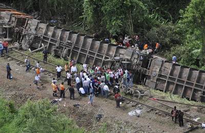 Stolen Nails May Have Caused Train Accident - Missing track nails may have been to blame for a cargo train’s derailment&nbsp;on Sunday morning in southern Mexico, killing at least six. According to witnesses, hundreds of migrants had climbed aboard the train — nicknamed the Beast — at a nearby stop, attempting to reach the U.S. as tens of thousands do each year.(Photo: AP Photo/Tabasco state government press office)