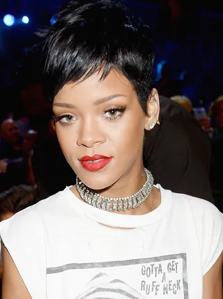 Rihanna - Rih-Rih’s hair is one of her best accessories — that and her perfect red Rih-Rih Woo lipstick.   (Photo: Jeff Kravitz/FilmMagic for MTV)