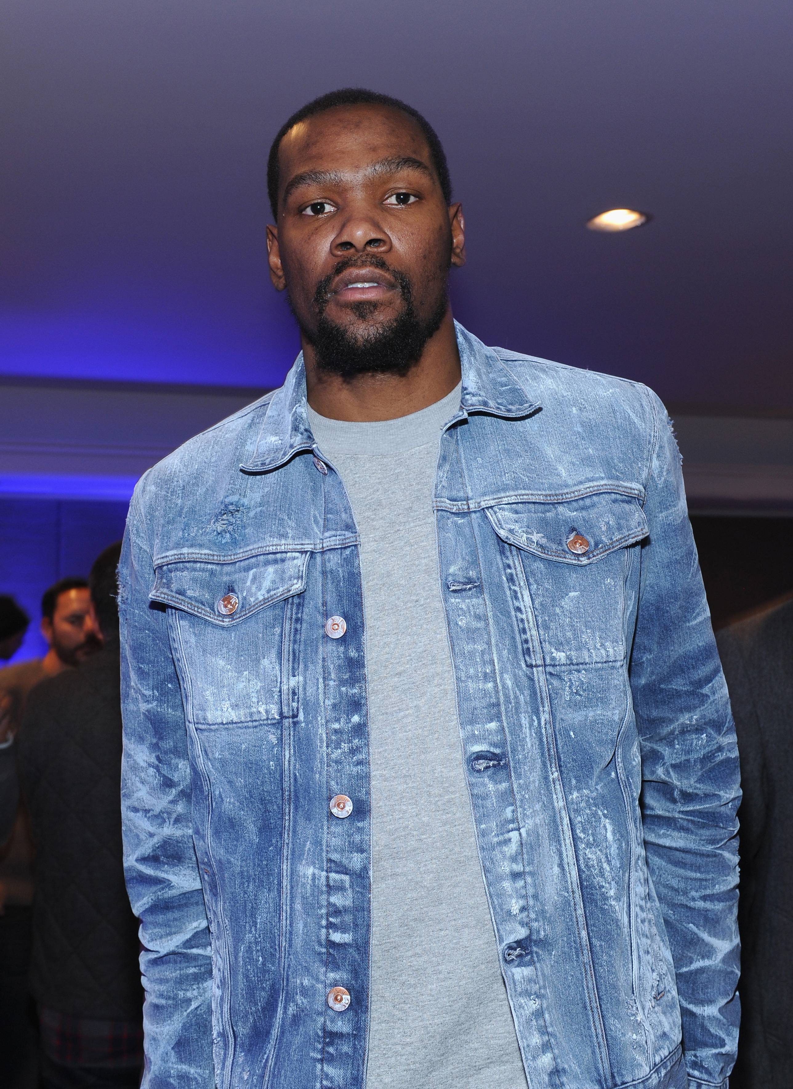 Look: Kevin Durant's Old Dating Profile Page Will Have You Cracking Up |  News | BET