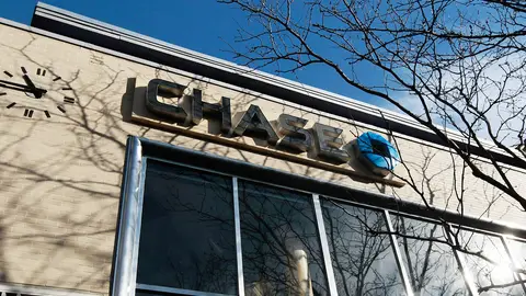 Chase Enforces Limit for Card Holders