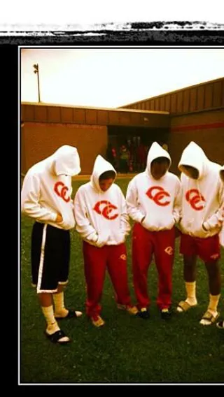 @jboogie333 - Follower @jboogie333 and his friends sport their hoodies in support of #106ForTrayvon(Photo: Twitter via jboogie333)