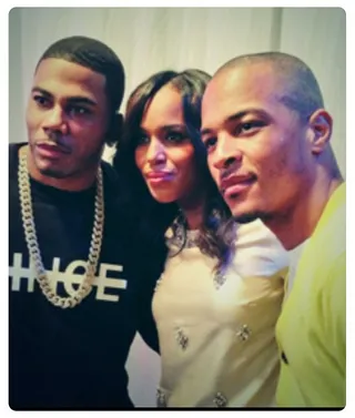 Nelly @derrtymo - Nelly&nbsp;and&nbsp;T.I.&nbsp;are Olivia Pope fans too! The rappers caught this cool pic with Scandal&nbsp;star&nbsp;Kerry Washington during a visit to Good Morning America.(Photo: Nelly via Instagram)