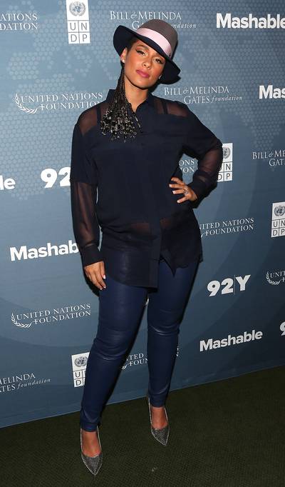 Hey, Baby - Alicia Keys&nbsp;shows off her growing baby bump at the 2014 Social Good Summit at 92Y in New York City.(Photo: Taylor Hill/Getty Images)