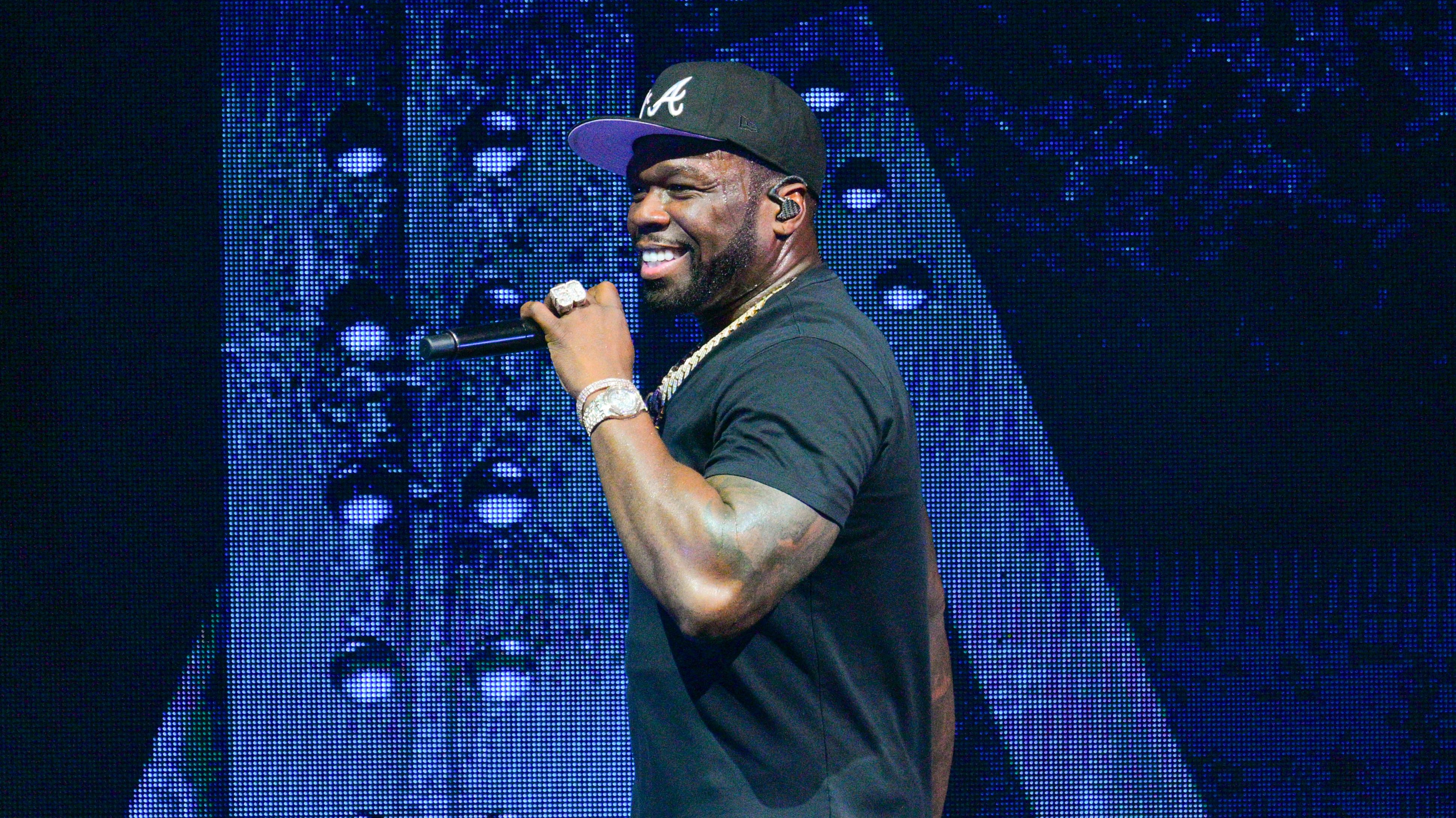 50 Cent Says Striking Concertogoer With Thrown Microphone Wasn't Intentional | News - Vimarsana News
