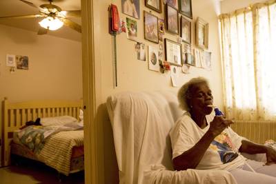 Home Care - Some people prefer to die at home, which means that someone in the home has to serve as the primary care giver — bathing, giving medications, monitoring pain, etc. Some people who have home care do have nurses come in the home to help as well.&nbsp;(Photo: Peter Essick/ GettyImages)