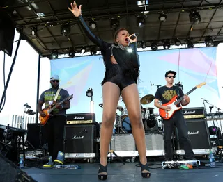 Screaming for More - Singer KimberlyNichole delivers a heartfelt performance at the Music Matters Stage at the Fan Fest Outdoor. Her stylish outfit and talent were true head turners. (Photo: Imeh Akpanudosen/Getty Images for BET)