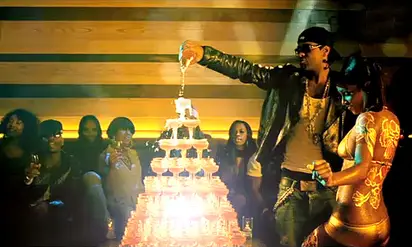 Juelz Santana 'There It Go (The Whistle Song)' Video
