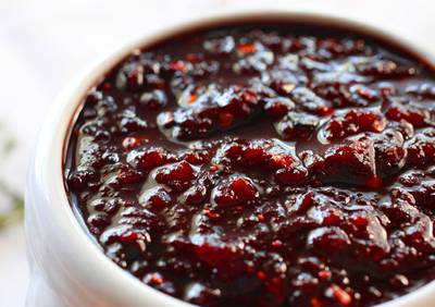 Cranberry Sauce - Cranberry sauce is tasty alternative in place of gravy on the roasted turkey. It is low in fat, but one-fourth cup of sweetened cranberry can be as much as 100 calories for most brands. So: Have a light touch. Walking time: A little more than an hour. (Photo: The Plain Dealer/Landov)