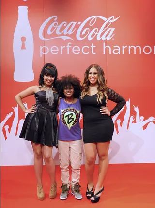 Friendly Competition - W.O.W. contestants Chantaul Williams, Gwen Bunn, and Sheleah Monea backstage at 106 &amp; Park July 18, 2012. (Photo: Dane Delaney / BET)