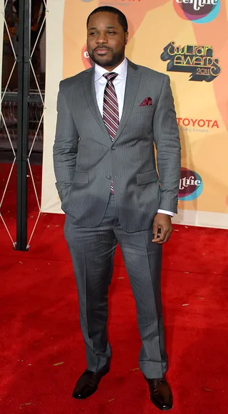 Malcolm-Jamal Warner - The tailored suit. The maroon and polka-dot tie. The GQ pose. Reed Between the Lines star Malcolm-Jamal Warner is the vision of what a leading man should be.(Photo: Kat Goduco/PictureGroup)