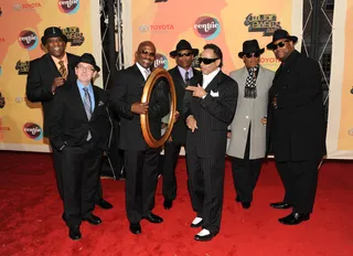 The Original 7ven - What time is it? It's time to get funky! Pop-funk group the Original 7ven looked set to make the crowd &quot;Get It Up&quot; as the opening act at the third annual Soul Train Awards.(Photo: Frank Micelotta/PictureGroup)