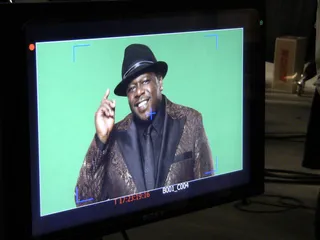 Our Handsome Host - Cedric the Entertainer was all smiles on set.&nbsp; (Photo: Eb the Celeb/BET)