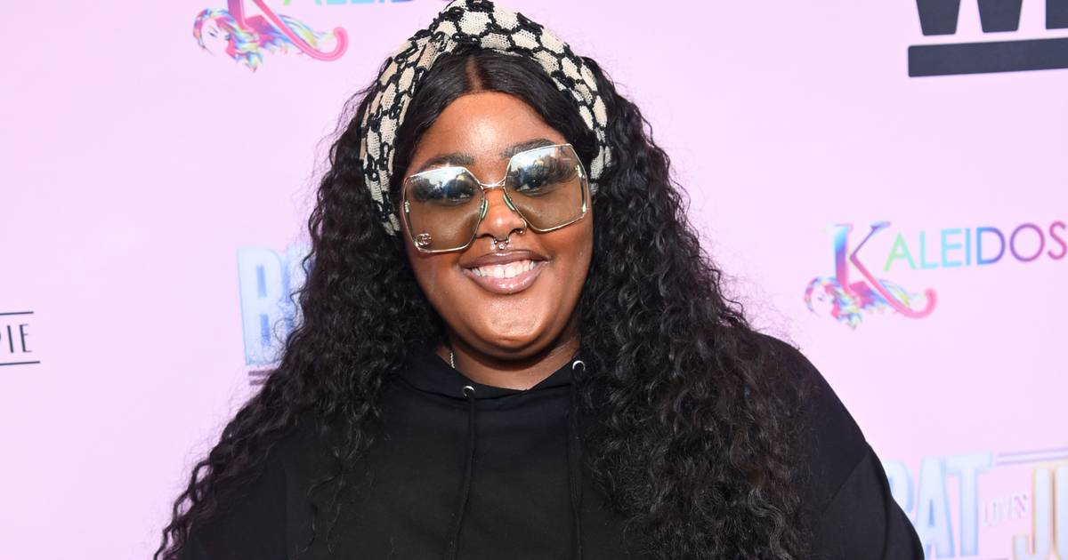 Lizzo shows off slimmer figure in 'booty-lifting' leggings: 'New